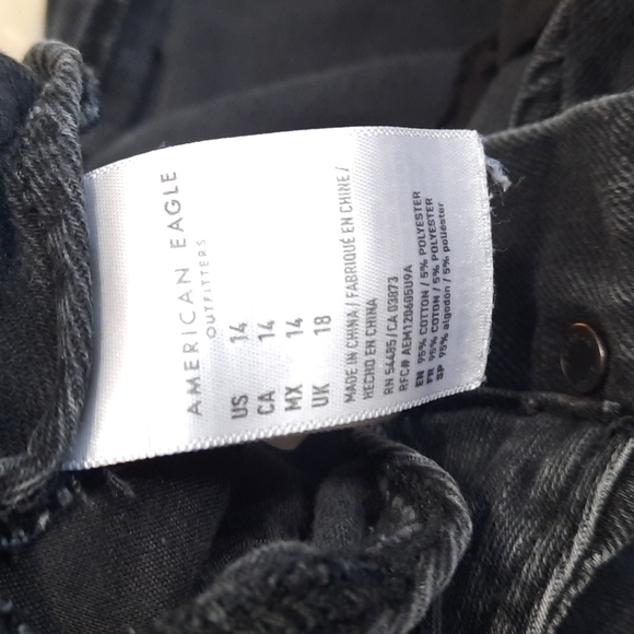 American Eagle Highwaisted Jean Shorts - Picture 5 of 5